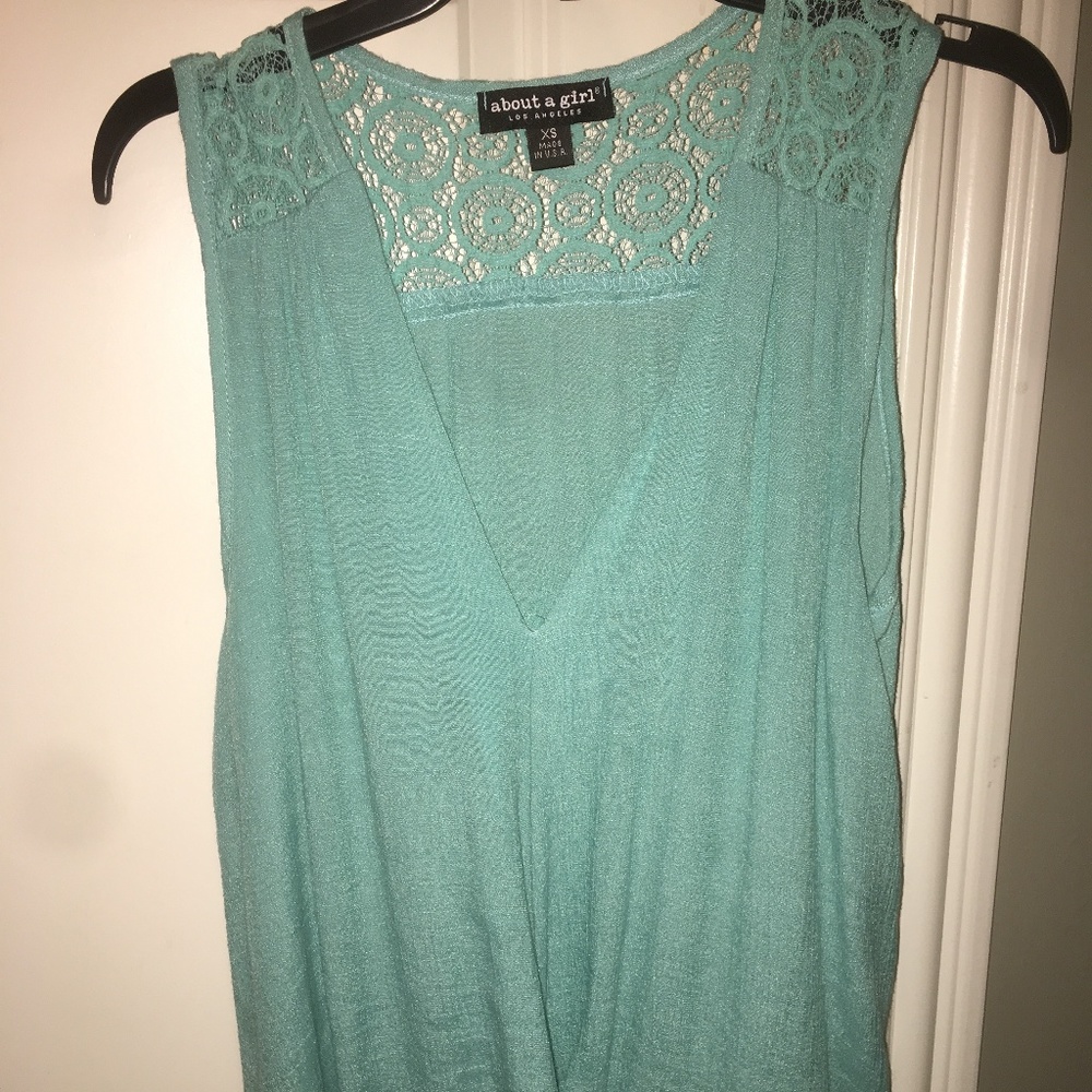 Turquoise flowy shirt